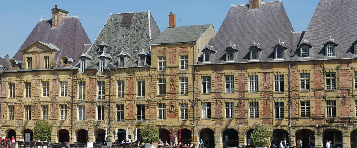 Un bus du réseau Tac, Ardenne Métropole, en mobility