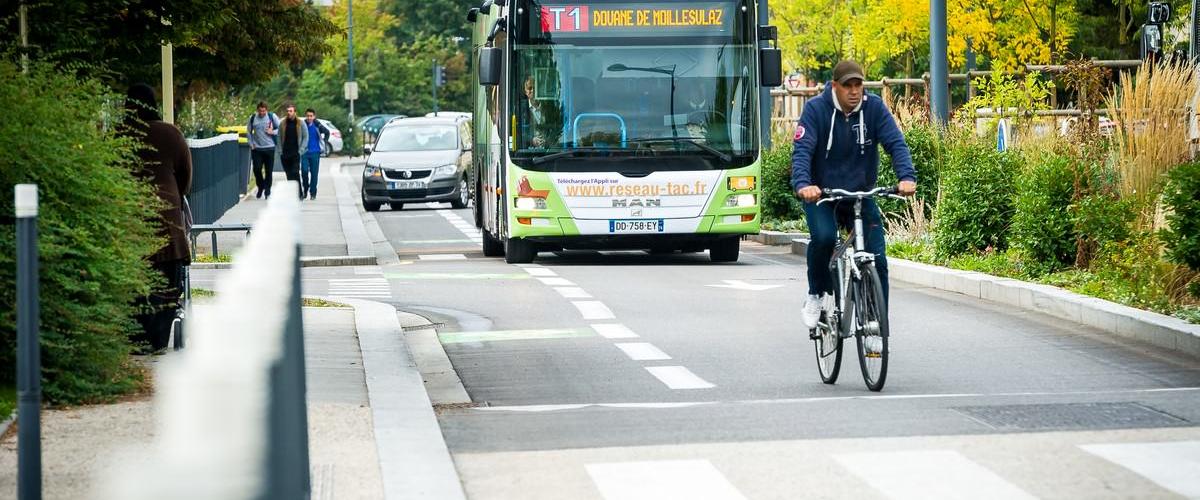 Un bus d&#039;Annemasse en mobility